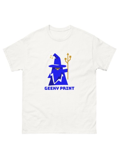 Camiseta con el Logo de Geeky Print: Eleva tu Estilo Geek al Siguiente